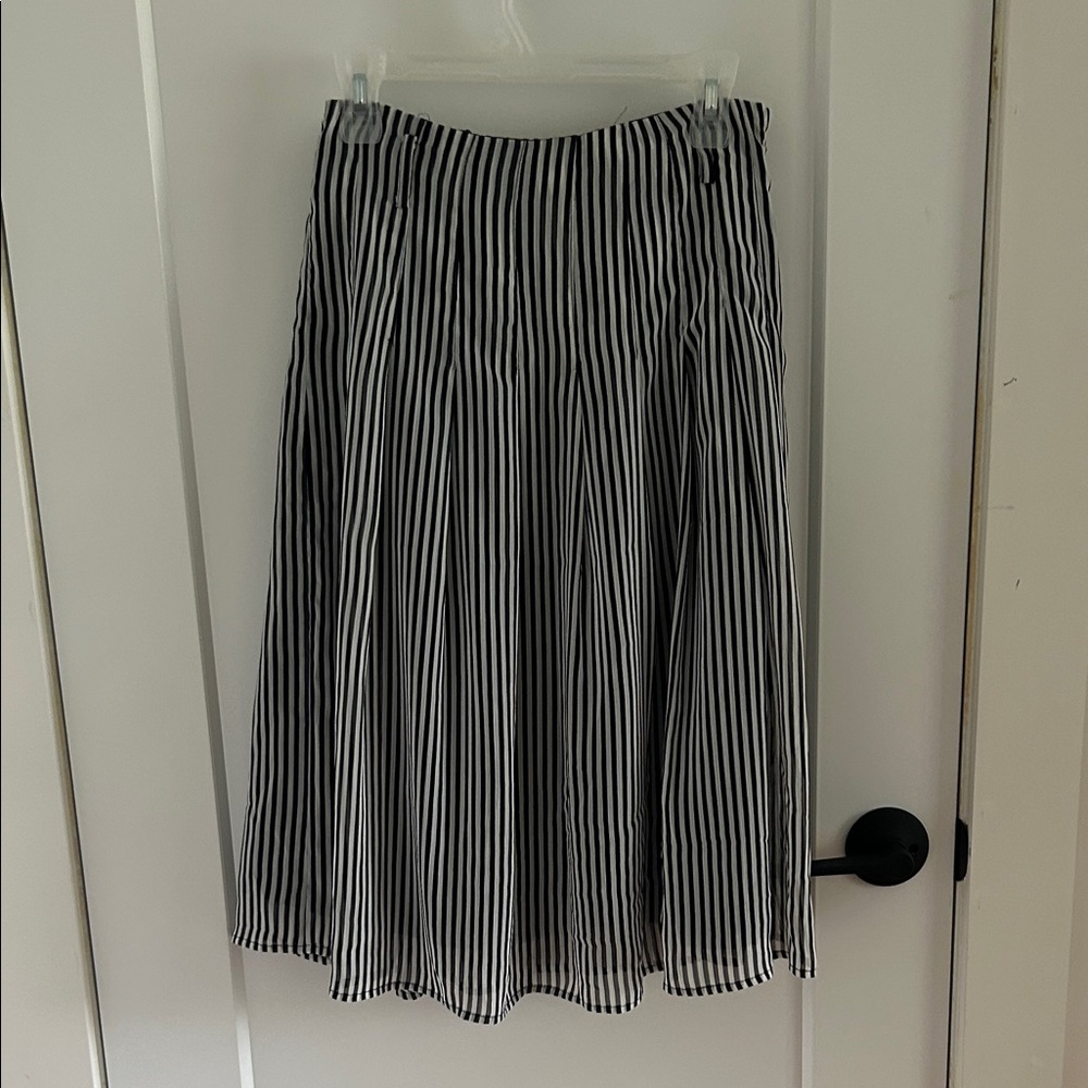Elegant Black and White Striped Midi Skirt